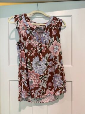 LOFT Floral Sleeveless Henley Top Pink Floral on Mauve-Size M